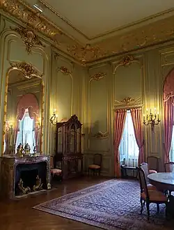 Breakfast room