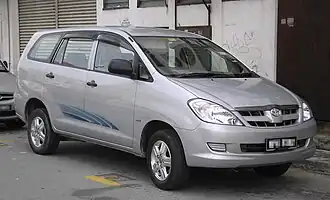 Toyota Innova (AN40)