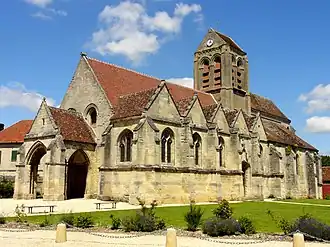 The church in Ully-Saint-Georges