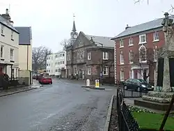 33 St James Square (left), St James House (right)